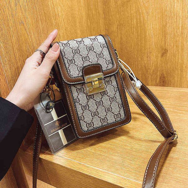 

fashion bag 70% off factory store online fashion printed mobile phone bag women's 2022 new fashion high sense red one shoulder messenge