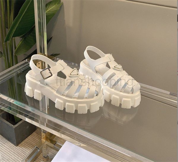 

new designer summer seaside sandals women rubber triangle metal vintage pradas round toe platform booster sandals 35-40, Black