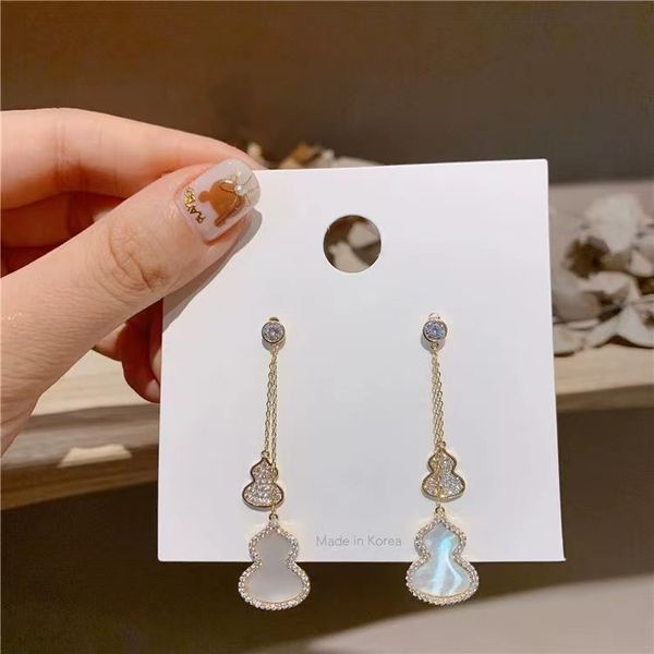 

long 925 silver needle tassel earrings female network red explosion show face thin design sense versatile small gourd pendant, Golden;silver