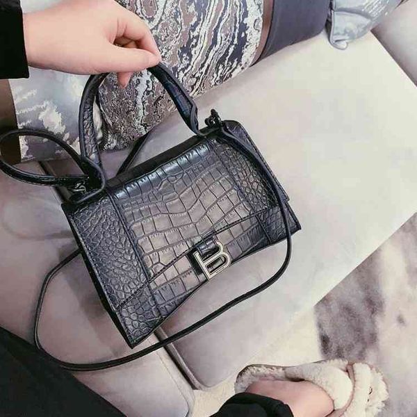 

handbag fashion the same hourglass bag, alligator leather bag
