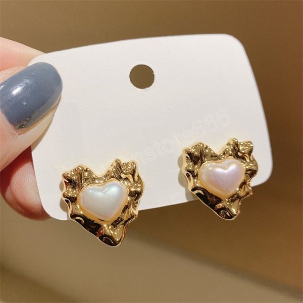 

korean elegant shell pearl heart stud earrings for women fashion irregular metal brincos party jewelry gifts, Golden;silver