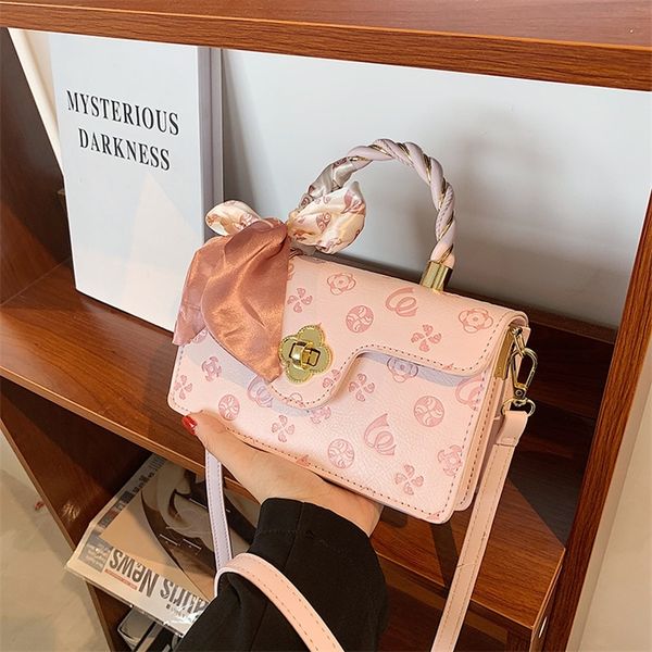 

factory promotion french foreign style hand women's 2022 new fashion small square single shoulder diagonal bag