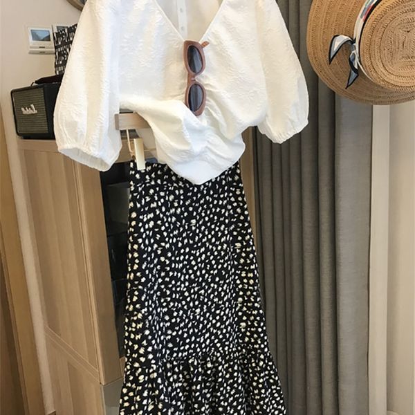 

two piece dress 2022 french fried street age reduction suit women's small waist skirt two-piece summer thy4, White