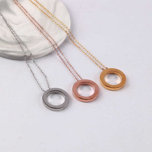 

2022 round pendant necklaces women screwdriver stainless steel six screws couple round circle jewelry on the neck fashion christmpt8m, Silver