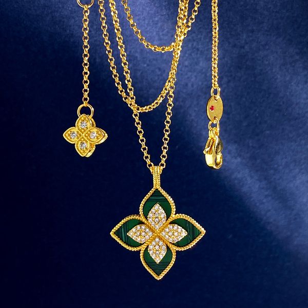 Nuovo arrivato Collane con ciondolo quadrifoglio Gioielli di design Oro Argento Madreperla Collana di fiori verdi Catena a maglie Regalo da donna