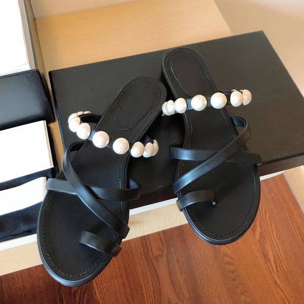 

brand designer summer leather pearl ladies sandals 35-40 sizes, Black