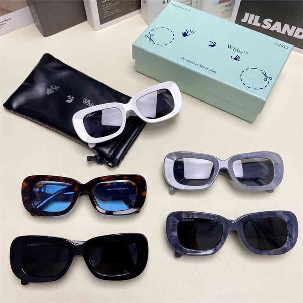 

22 new listing trendsetter white small sunglasses women wholesale, White;black