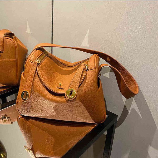 

designer lindihandbag 2022 lindi bag mini pillow cowhide doctor versatile one shoulder messenger portable medicine