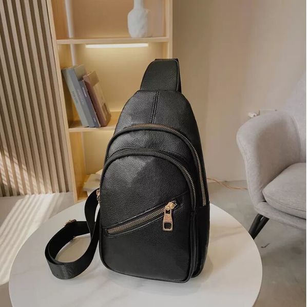 

luxurys designers bags leather crossbody trend chest bag cross body wallet cowhide classic backpack for men women backpacks