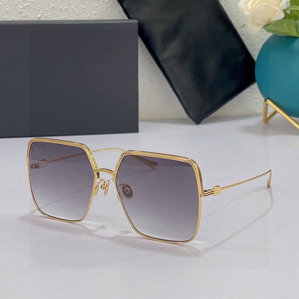 

sunglasses for women men summer su style anti-ultraviolet retro plate square full frame glasses random box, White;black