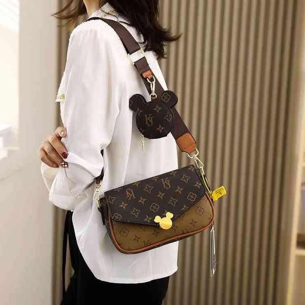 

purse sale fashion high sense flower belt strap shoulder bag women's new coin wallet versatile popular printed messenger bag