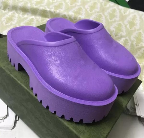

2022 lastest brand perforated slippers men women platform designer sandals wedge rubber cut-out slide transparent materials fashionable beac, Black