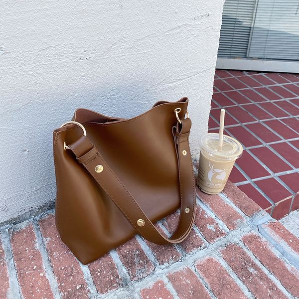 

designer shoulder bags 7315417 hbp