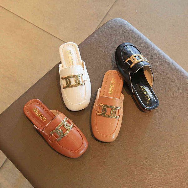 

british style children' leather shoes fashion girls' sandals korean version middle and large children' slippers baotou slip, Black;grey