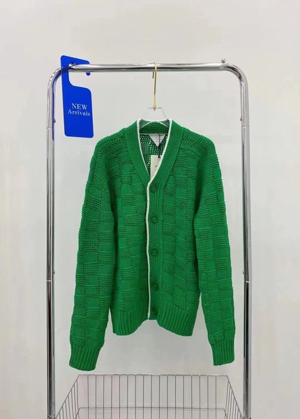 

808 xl 2022 milan runway autumn summer brand same style sweater long sleeve v neck cardigan green white womens yingrun, White;black