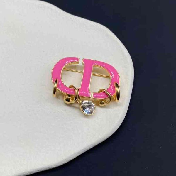 

fine jewellery pink water drop diamond brooch trend personality temperament pink accessories sweet girl bra versatile, Gray