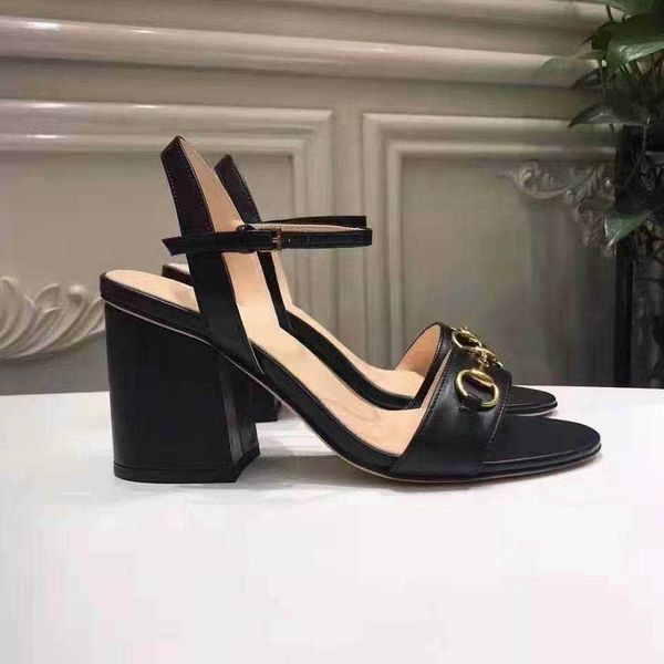 

2021 women sandals hollow out flat slippers sandal studded girl shoes arrivel jelly platform slides lady flip flops with box 35-42, Black
