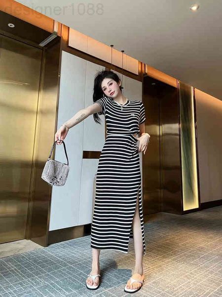 

casual dresses designer aw dawangjia 22 spring and summer new brooch design sense of open waist dress classic stripe stitching side split sk, Black;gray