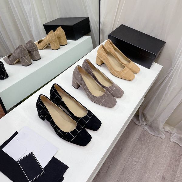 

2022 new square toe women's shoes wood grain high heels leather fashion all-match pumps, Black
