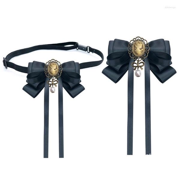 Cravatte da donna Vintage Royal Style Ribbon Papillon Spilla con ritratto Bottone in metallo Ciondolo di perle Spilla per colletto Bowknot uniforme