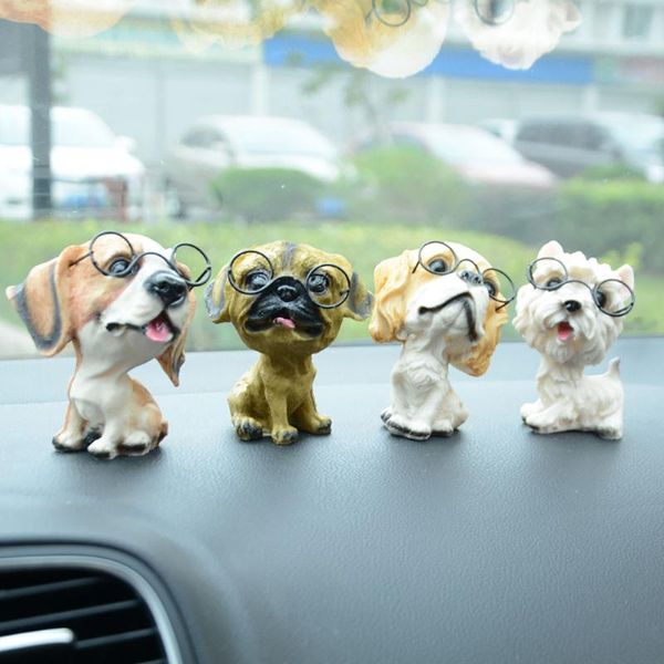 İç dekorasyonlar araba süsleri sevimli gözlük köpek bebek otomobil gösterge paneli dekorasyon Yaratıcı köpek figürin reçine zanaat aksesuarları