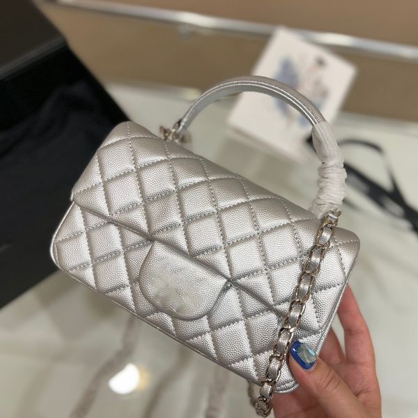 

22ss hand flap classic caviar grain cowhide leather quilted plaid weave chain gold hardware shoulder messenger bag luxury designer