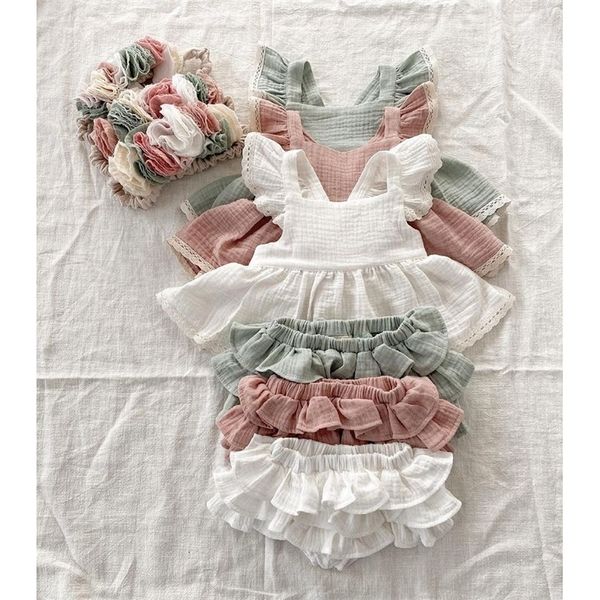 

sumemr born baby girl clothes set 2pcs solid lace ruffles sleeve backless dresslayered tutu shorts cotton linen outfits 220607, White