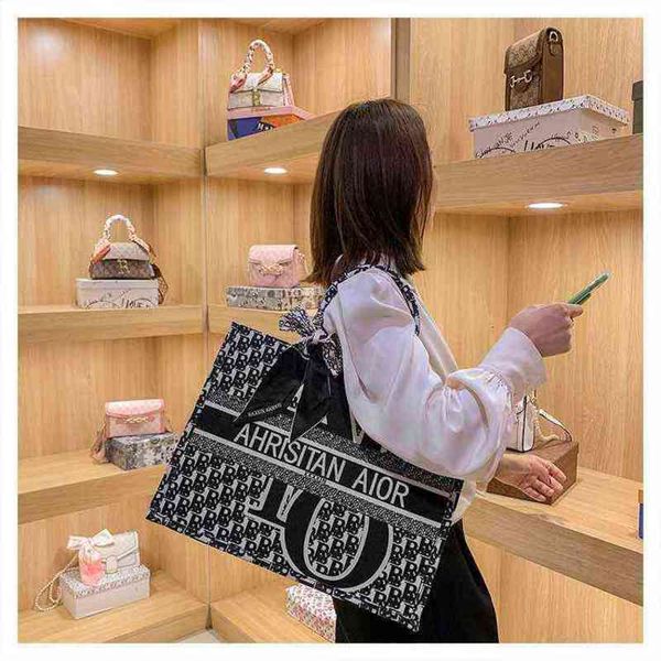 

2022 large bag women's newfashion simple handbag shopping bags trend embroidered totebag wholesale