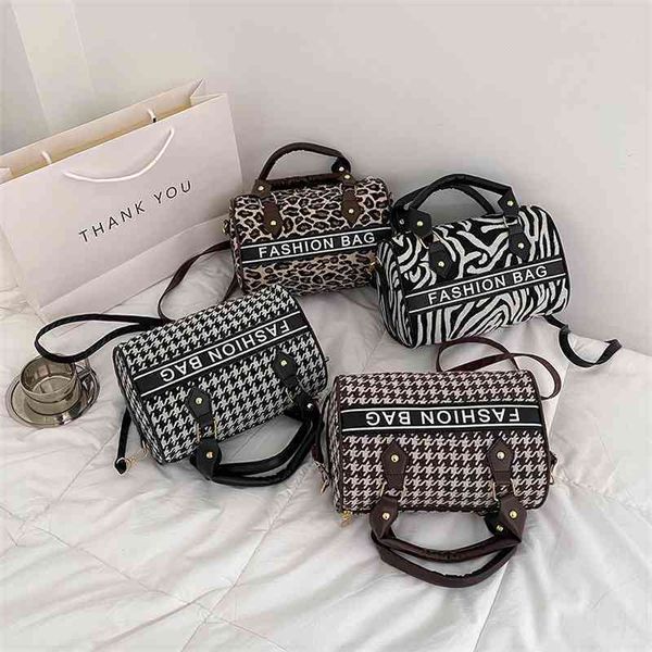 

70% factory online sale bag autumn winter shoulder bag texture hand pillow bag