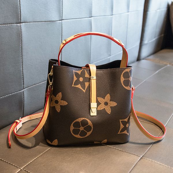 

new designer bags women's 2022 fashion flower handbag printed soft face wide shoulder strap single diagonal bucket