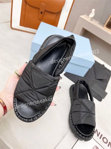 

2022 designer slippers new luxury slides women summer rubber sandals beach slide fashion scuffs slippers indoor shoes size35-40 rx220407, Black
