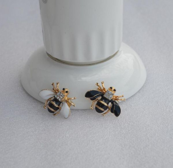 

korean multi-style bee brooch point drill jacket wool coat cardigan shawl insect accessories female fast delivery, Gray