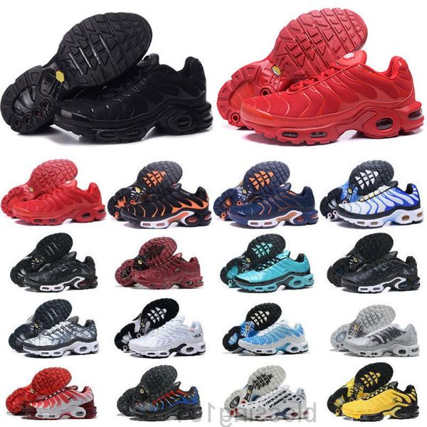 

tn plus outdoor shoes for men women royal smokey mauve string colorways shoes triple white black trainers sport sneakers kk88
