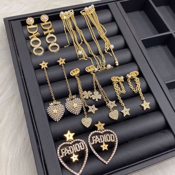 

the factory directly d family new star same cd letter earrings, Golden