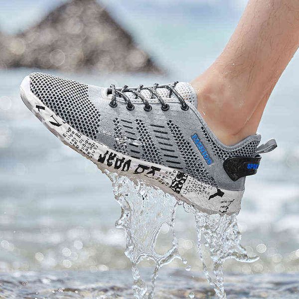 Мужская водная спортивная обувь без скольжения на открытом воздухе.