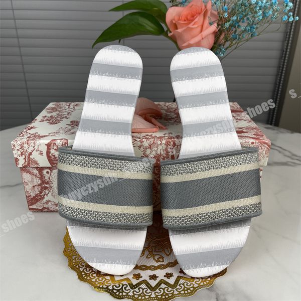 

[with box]2022 luxury spring and autumn new embroidered letters beach flat cotton slipper black fabric word sandals