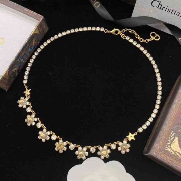 

factory outlet 2022 new geometric star petal pearl diamond necklace female brass material, Silver