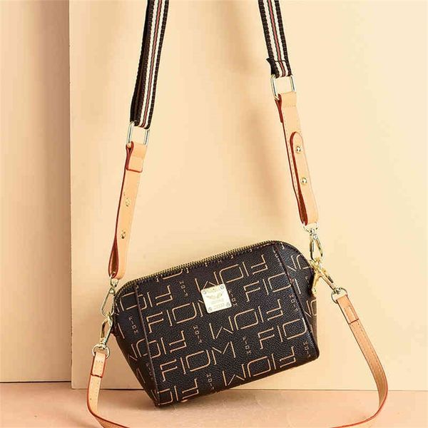 

mobile phone with enlarged screen new fashion zero wallet printed small women's leather wide strap design purses online