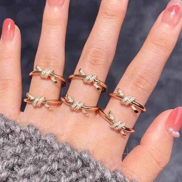 

zapw t home knot ring genuine 18k rose gold cross narrow version diamond inlaid advanced versatile pair, Golden;silver