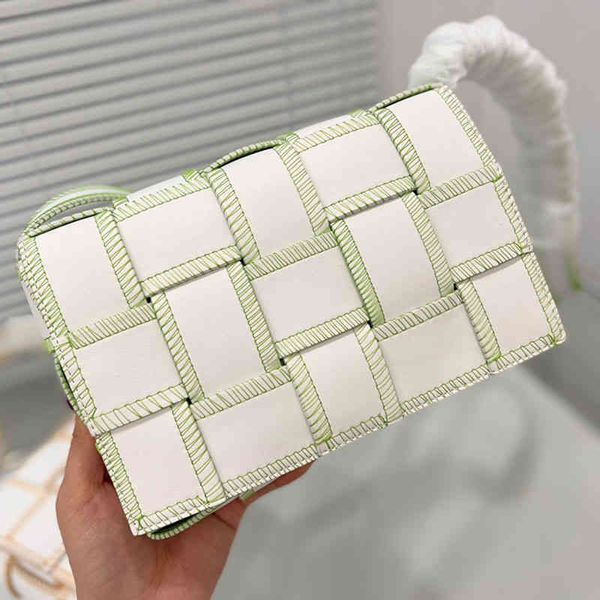 

cassette handbag bottegas woven venetas 2022 spring and summer pillow messenger female ins versatile one shoulder leather small square bag9