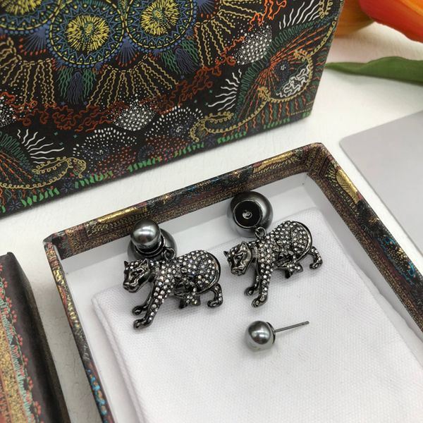 

designer leopard diamonds earrings stud for women black pearl earring luxury letter jewelry earrings fashion classic hoop d earring 2207152d, Golden;silver