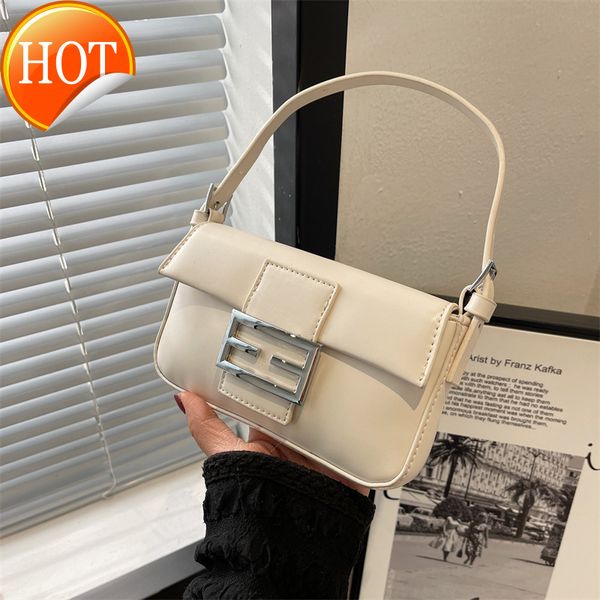 

factory direct sales handbag women's 2022 new simple messenger texture fashion small chain ladies crossbody bags