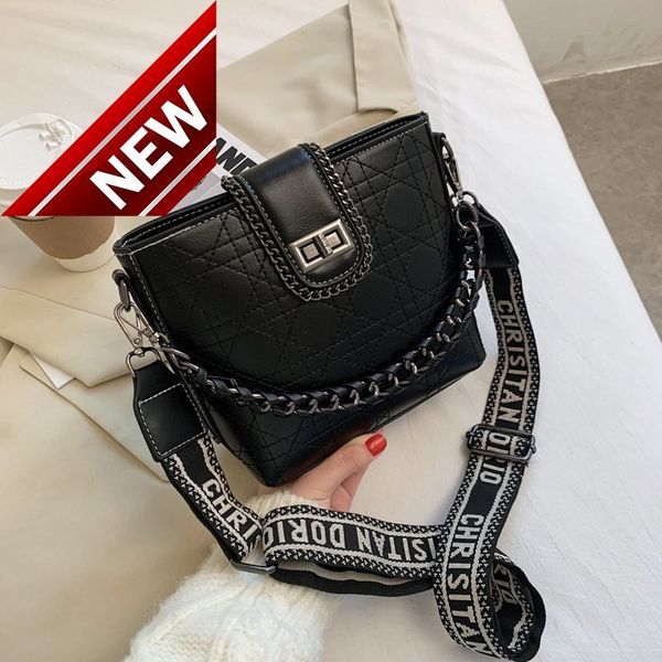 

direct sale quality discount schain small women's able new simple texture single shoulder msenger trend fashion women messenger bag