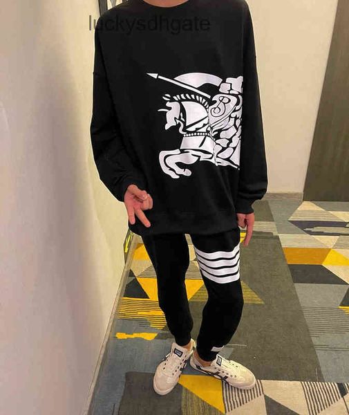

brand designer b br hoodies and coats war horse sweater men 2023 autumn new student leisure pullover spirit guy, Black