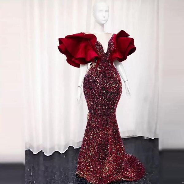 2022 2022 Köpüklü Aso Ebi Koyu Kırmızı Abiye Artı Boyutu Ruffles Kabarık Kollu V Boyun Mermais Sequins Kadınlar Güney Afrika Gelinlik Modelleri