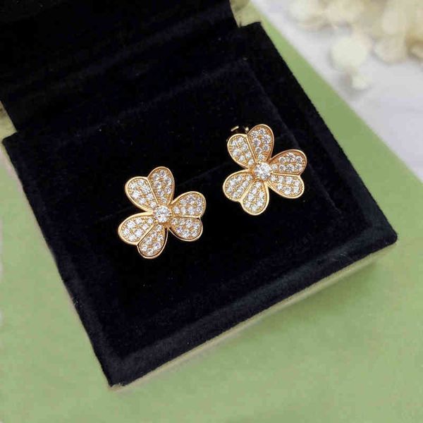 

famous brand pure 925 sterling silver luxury jewelry earrings for women gold color flowers sweet romantic luck clover wedding, Golden;silver