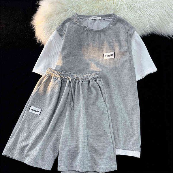 

casual sportswear is fashionable and versatile fake two piece waffle t-shirt suit men's short sleeve summer korean fashion brand loose, Gray