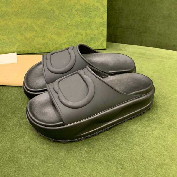 

2022 new style slippers sandal sliders macaron thick bottom non-slip soft bottom fashion g house slipper women wear beach flip-flops ins 09, Black
