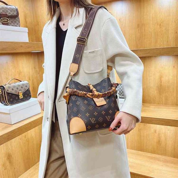 

purse sale high sense large capacity flower bucket bag women's bag popular silk scarf handbag messenger belt strap shoulder bag in the