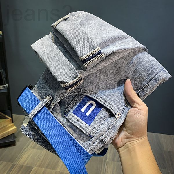 

men's jeans designer trendy jeans men's light gray slightly loose and versatile 2021 spring new slim fit leggings belt capris e3q7, Blue